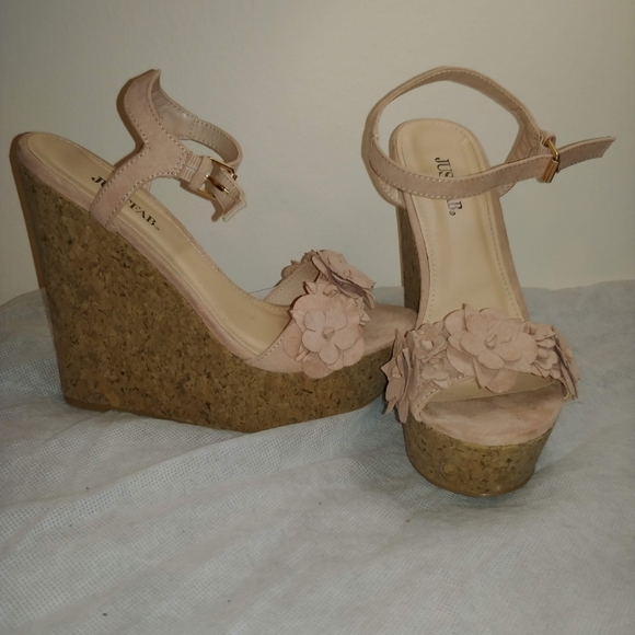 Flower wedges - Picture 2 of 3